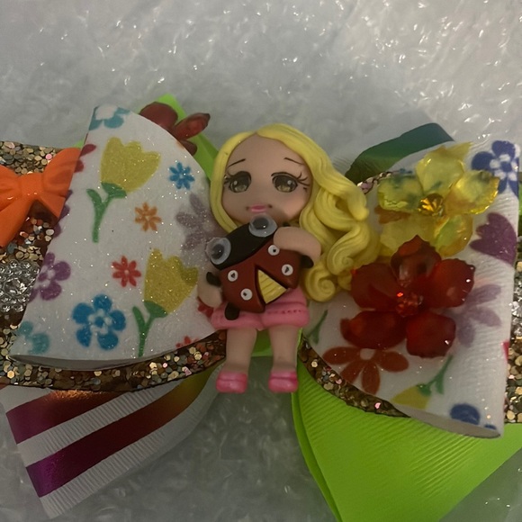 bow - Picture 1 of 1